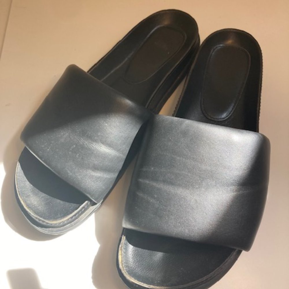 LEATHER FLATS - Picture 4 of 4